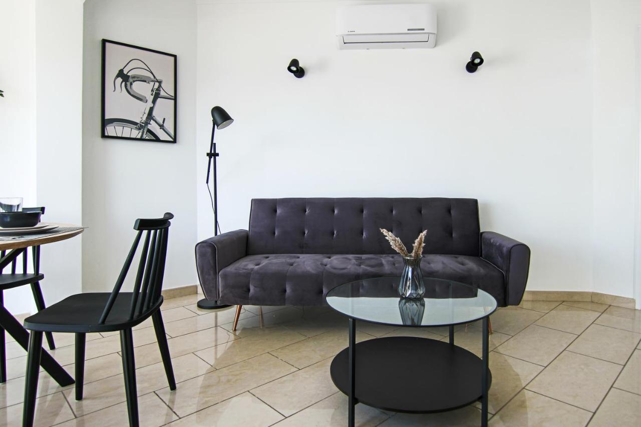 Phaedrus Living Seaside Junior Suite Lighthouse 63 Paphos Esterno foto