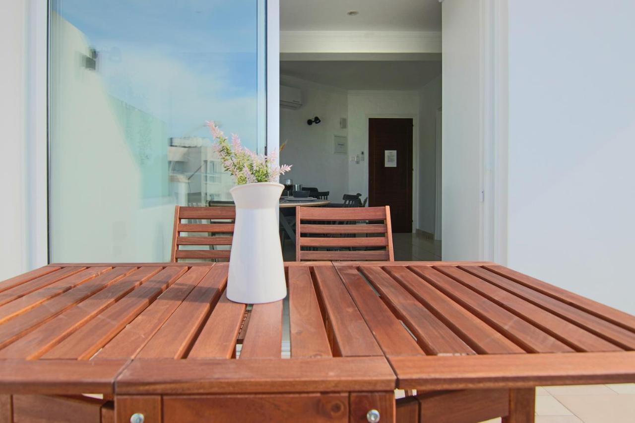 Phaedrus Living Seaside Junior Suite Lighthouse 63 Paphos Esterno foto