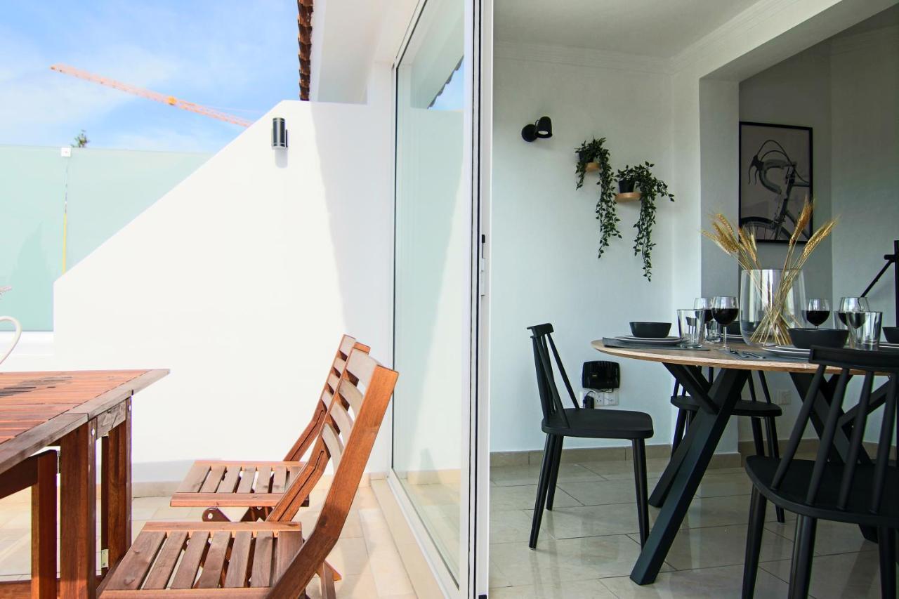 Phaedrus Living Seaside Junior Suite Lighthouse 63 Paphos Esterno foto